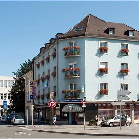 Paul & Pia - Welcome Hotel