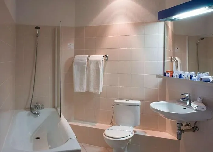 Paul & Pia By Collection - Welcome